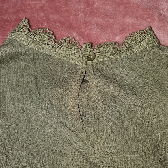 Dress - Picture 3 of 5